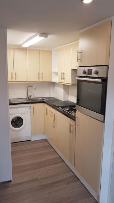 Beautiful Holiday Studio In The Heart Of Rochester Rochester (Kent) Exterior foto